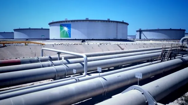 Houthi-Angriffe auf Saudi-Aramco-Anlagen signalisieren Eskalation im regionalen Konflikt