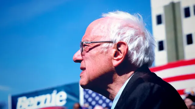 Senator Bernie Sanders fordert eine Pause bei der KI-Entwicklung aufgrund regulatorischer Bedenken