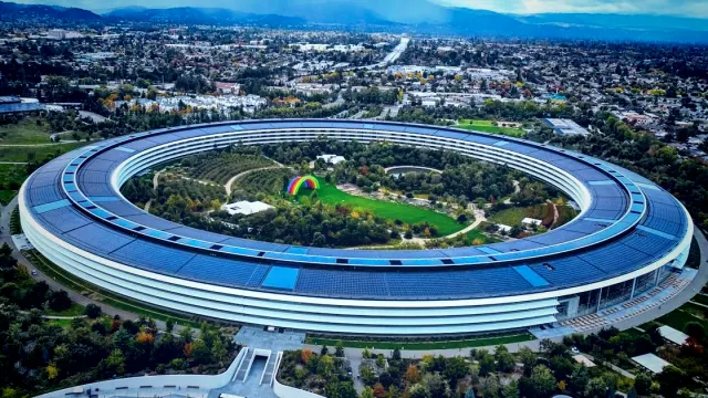 Apple Lobbies for Chip Supply Amid AI-Driven Shortages and Regulatory Challenges