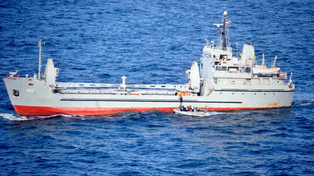 USA erwägen unbefristete Marineblockade gegen Iran angesichts der Ölversorgungskrise