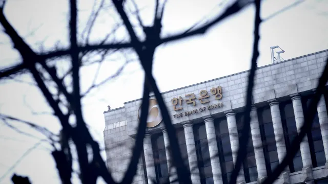 El Banco de Corea Realiza su Primera Inversión en Oro en 13 Años con $250 Millones en ETFs