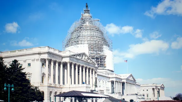 La dette nationale des États-Unis dépasse les 40 trillions de dollars face à la hausse des coûts d'emprunt