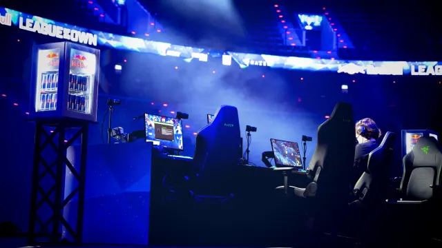 All Gamers Gana la Copa del Mundo de Esports 2026 en París, Marcando un Cambio Histórico