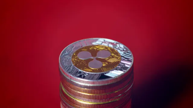 La Corte Federal Permite Que Avance la Demanda por Robo Contra Binance, Rechazando el Arbitraje