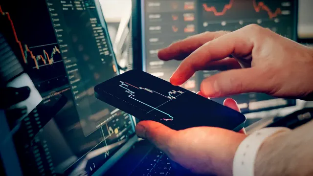 Токенизированные акции Coinbase на платформе Base достигли рыночной капитализации в $20,7 млн на фоне растущего интереса