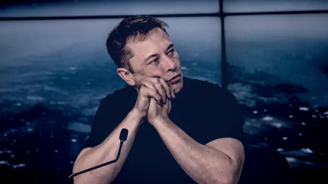 Elon Musk gibt Fortschritte von Grok 4.8 bekannt und deutet auf das AGI-Potenzial von Grok 5 hin