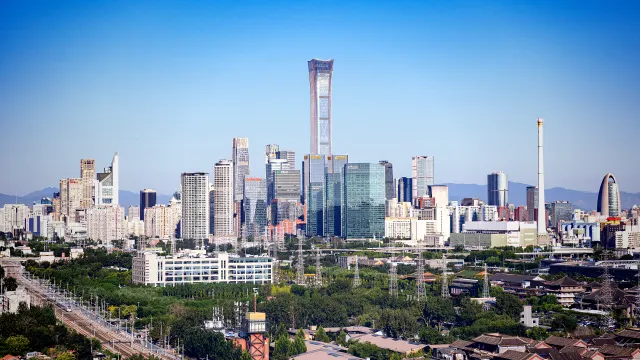 Chinas Wirtschaftsdaten für August zeigen Schwächen im Einzelhandel und bei Investitionen