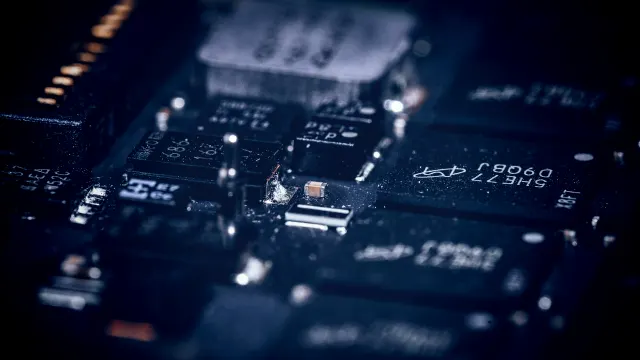 IonQ, ORNL, Nvidia und die Universität von Tennessee entwickeln DQAOA-GPT für die Quantenoptimierung