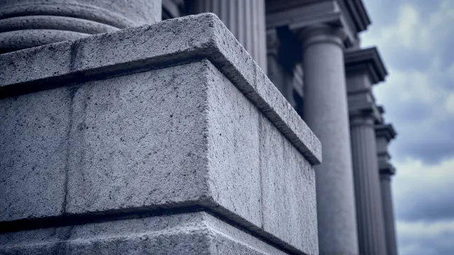Austan Goolsbee de la Reserva Federal Destaca la Importancia de la Independencia del Banco Central